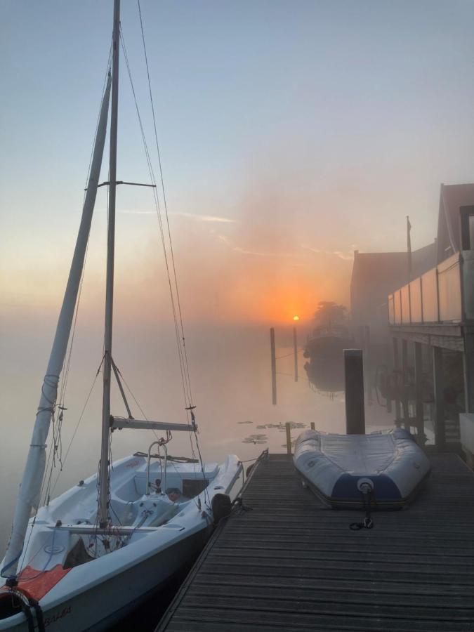 B&B Ganzendiep Aan Het Water Grafhorst Extérieur photo